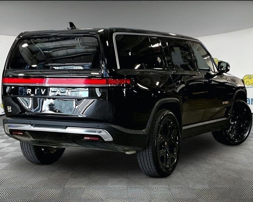 2024 Rivian R1S Adventure Quad Motor AWD- SUV