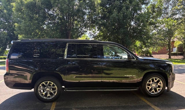 2016 GMC Yukon XL SLT 4WD – Spacious Full-Size SUV