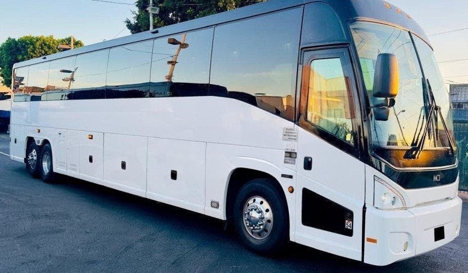2019 MCI J4500 –Charter Bus