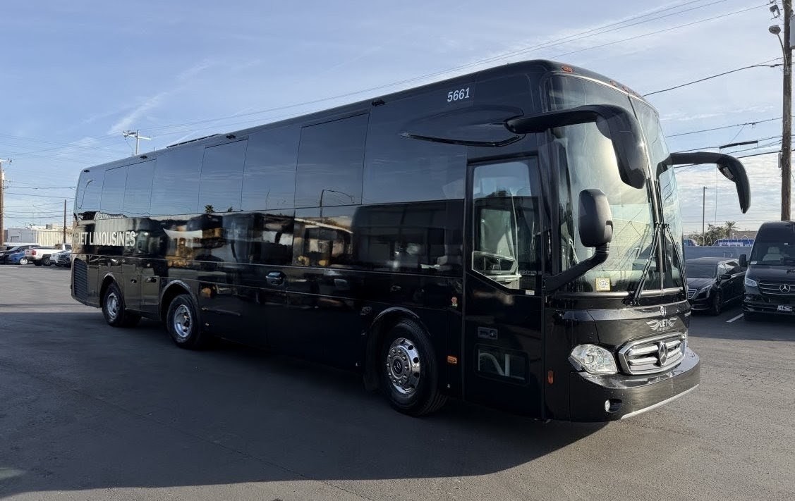 2024 Mercedes-Benz Tourrider – Luxury Charter Bus