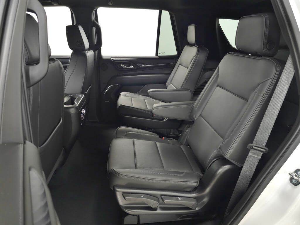 2024 GMC Yukon Denali 4WD SUV with 420 HP V8