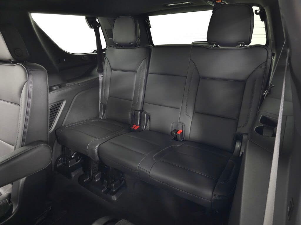 2024 GMC Yukon Denali 4WD SUV with 420 HP V8