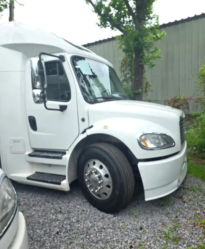 2019 Freightliner M2 Shuttle Bus