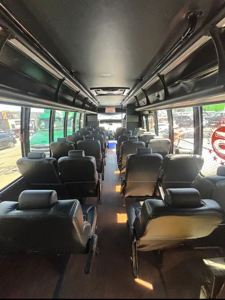 2016 Ford F-650 Shuttle Bus