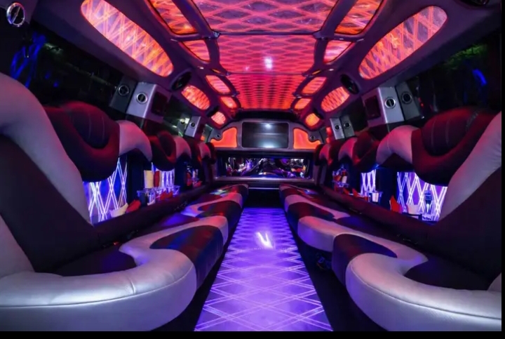 2007 Cadillac Escalade Stretch Limousine