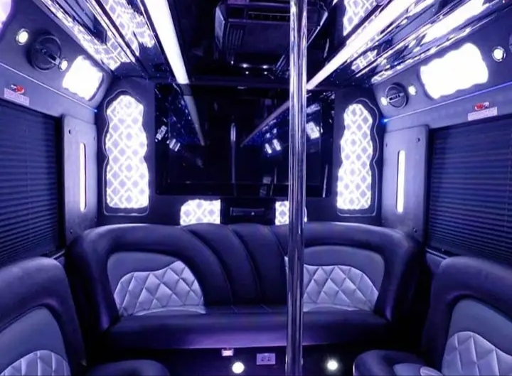 2013 Freightliner Party Motorcoach