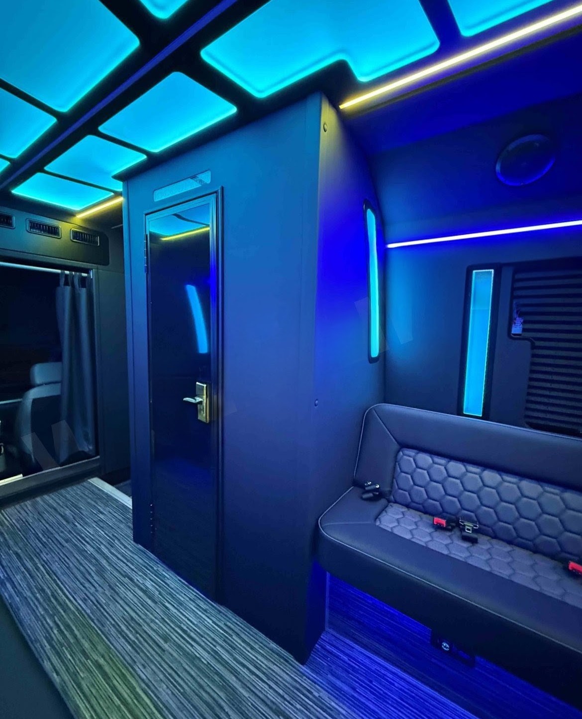 2026 Ford F600 Limo Bus
