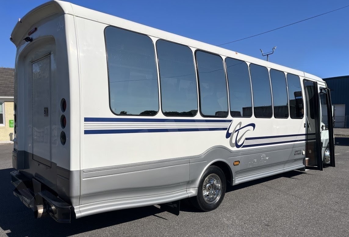 2014 International IC AC Turtle Top – Reliable Shuttle Bus
