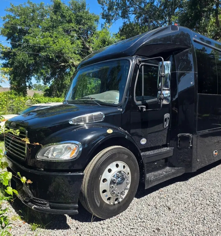 2019 Freightliner M2 Shuttle Bus