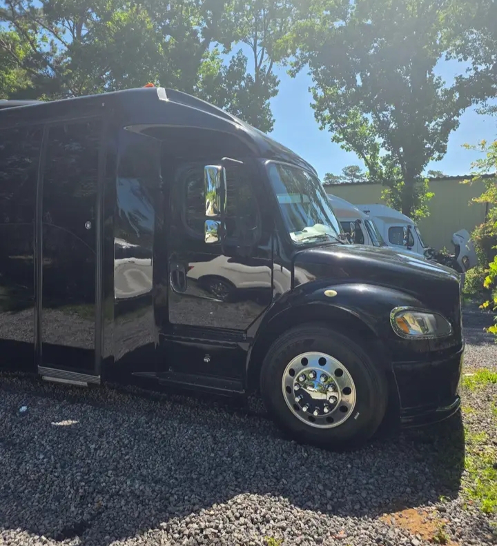 2019 Freightliner M2 Shuttle Bus