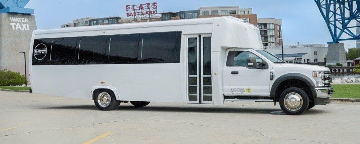2022 Ford F-550 Diesel Limo Bus with Premium Interior
