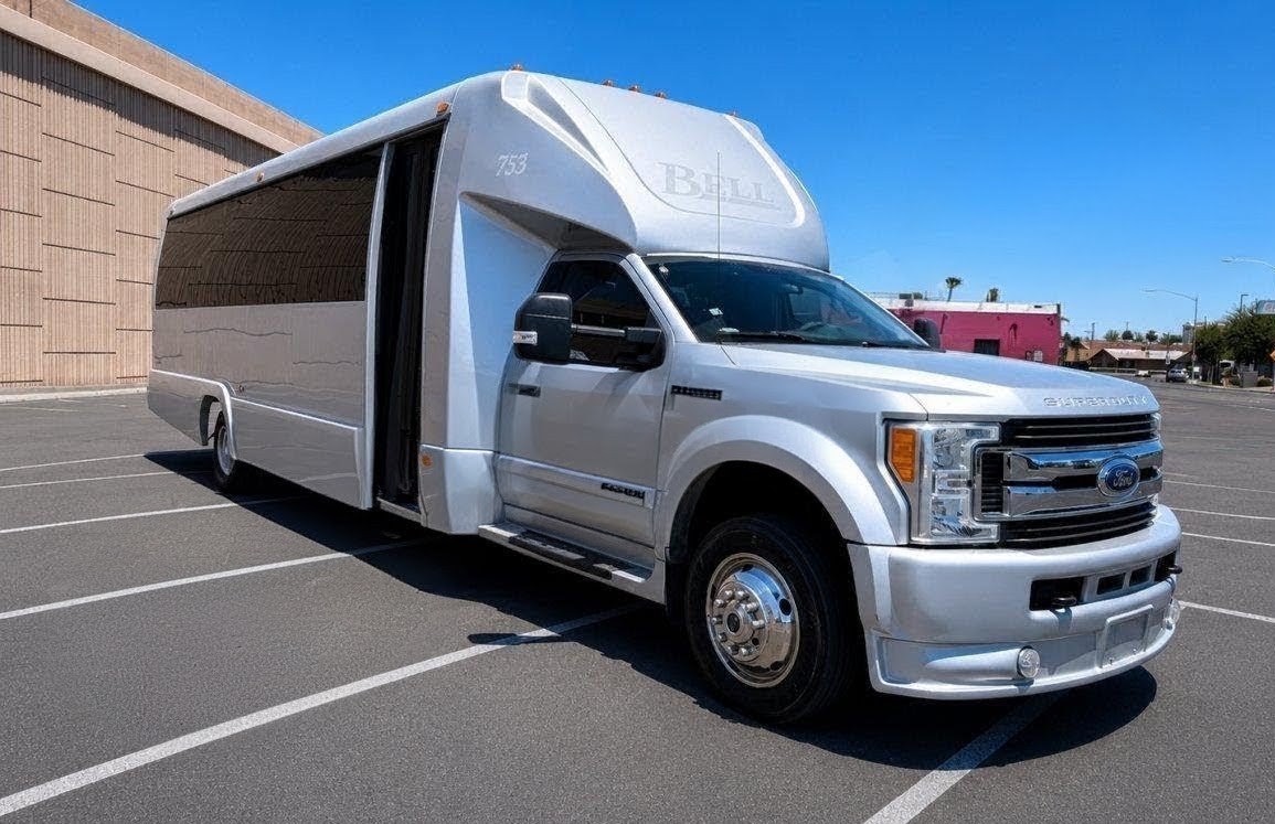 Well-Maintained 2017 Ford F-550 Shuttle Bus