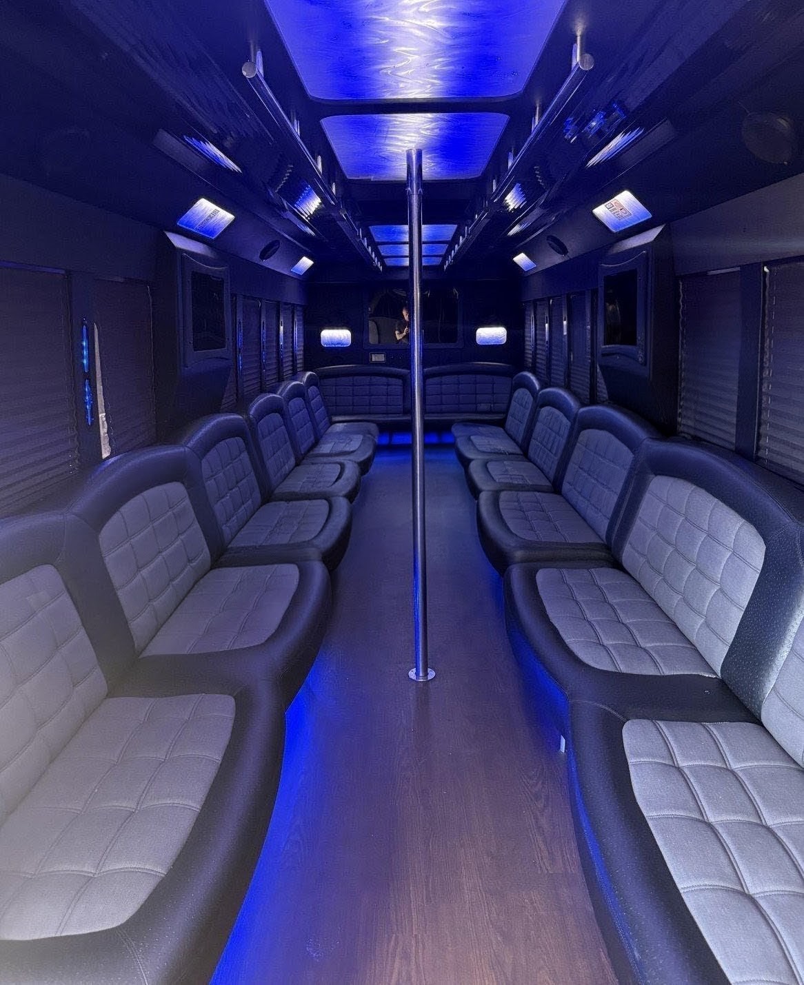 Reliable 2014 Freightliner M2 Diesel Limo Bus