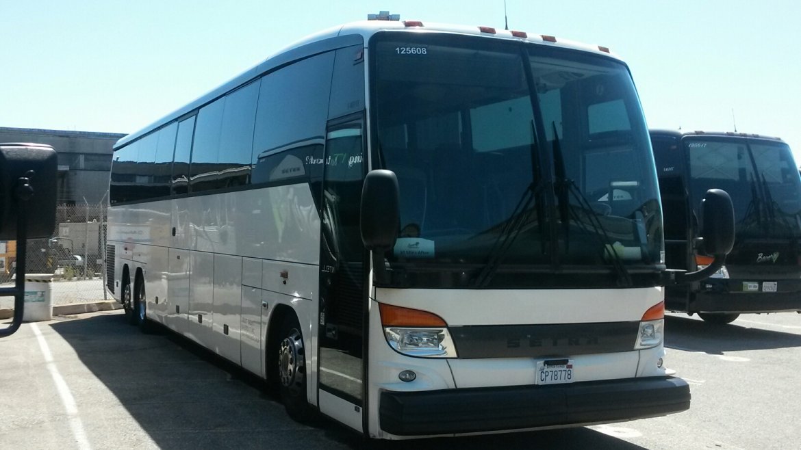 Reliable 2013 Setra Coach 407 CC Charter Bus
