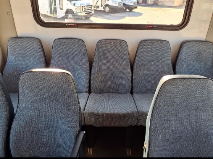 2022 Ford E-450 Shuttle Bus