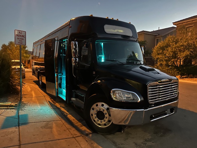 Freightliner M2 2006