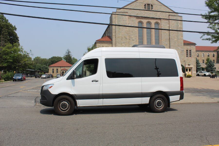 2025 Mercedes-Benz Sprinter 2500 – Reliable Passenger Van