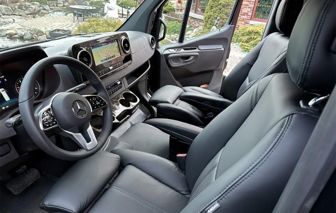 2024 Mercedes-Benz Sprinter – Executive Luxury Shuttle