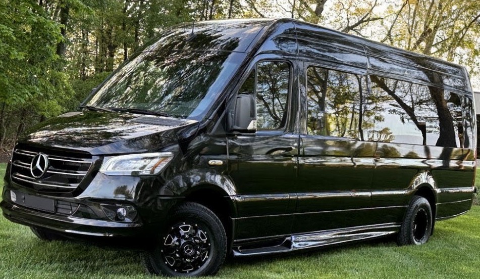 2026 Mercedes-Benz Sprinter – Luxury Executive Shuttle