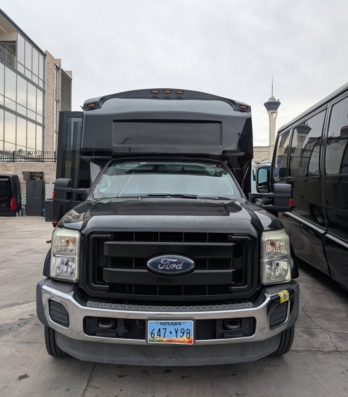 Well-Maintained 2015 Ford F550 Luxury Limo Bus