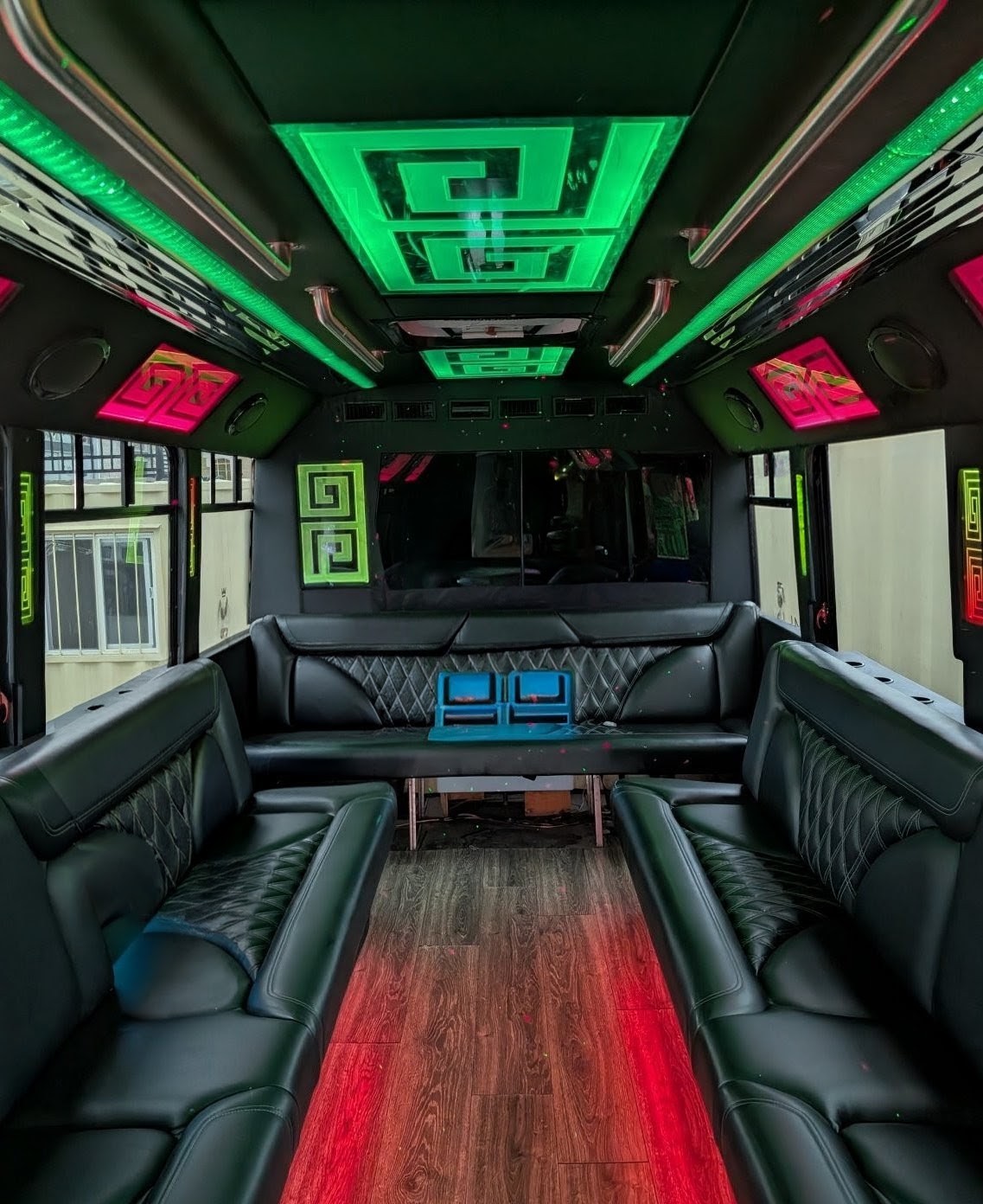 Well-Maintained 2015 Ford F550 Luxury Limo Bus