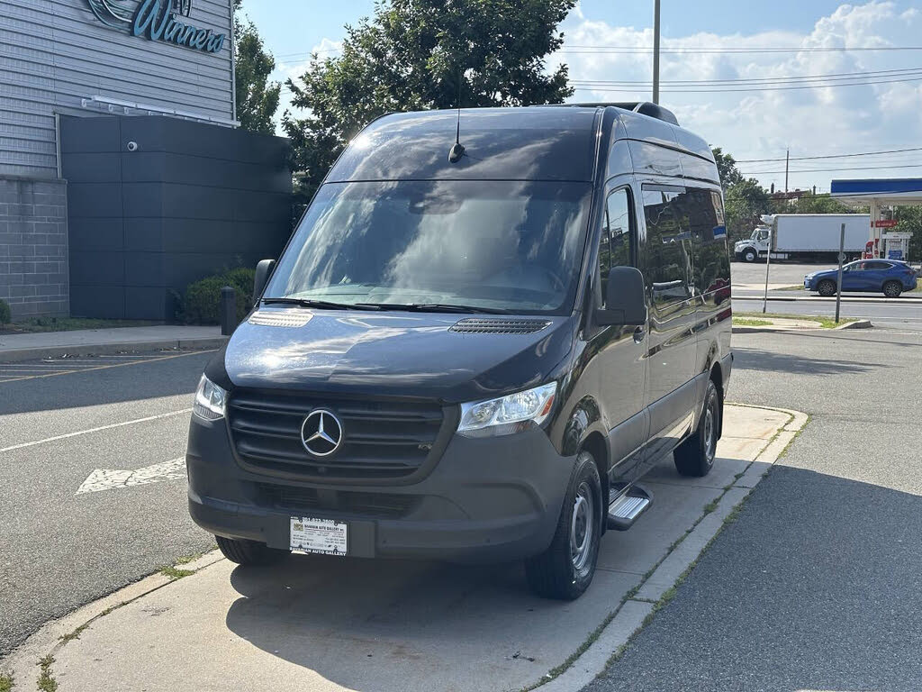 2022 Mercedes-Benz Sprinter 2500 RWD – Spacious Van