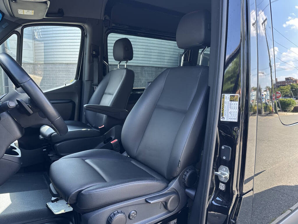 2022 Mercedes-Benz Sprinter 2500 RWD – Spacious Van