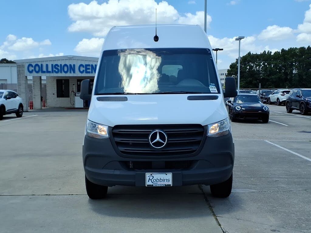 Reliable 2024 Mercedes-Benz Sprinter 2500 Passenger Van
