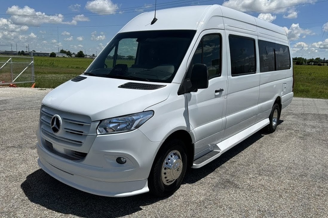 Premium 2025 Mercedes-Benz Sprinter 170EXT Executive Limo Van
