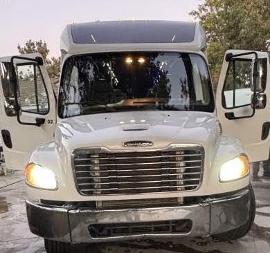 2020 Freightliner M2 Supercoach XL – Premium Shuttle Bus