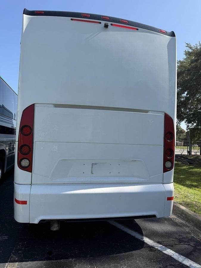 2015 MCI J4500 Charter Bus