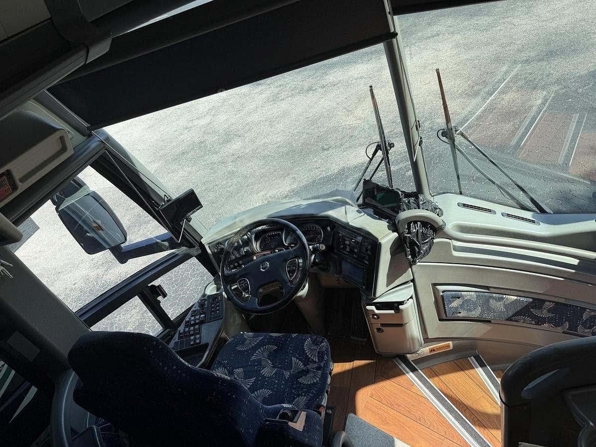 2015 MCI J4500 Charter Bus