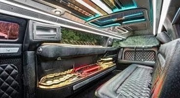 Premium 2020 Chrysler 300 Tiffany Limousine
