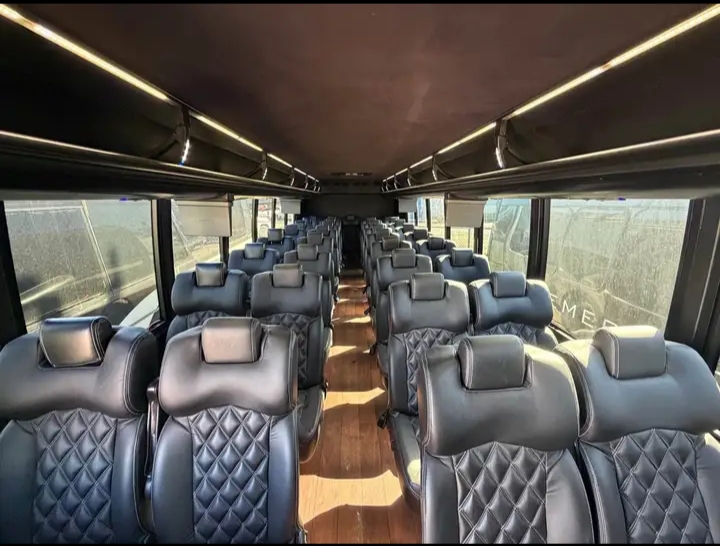 2013 Ford F-650 Shuttle Bus