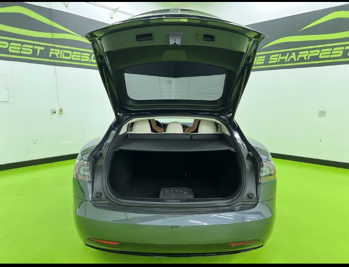 2017 Tesla Model S100 Sedan