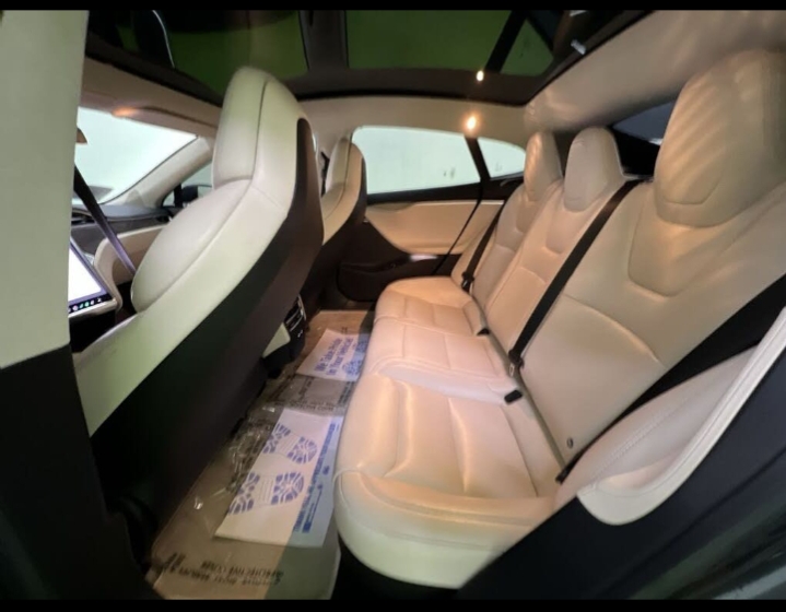 2017 Tesla Model S100 Sedan