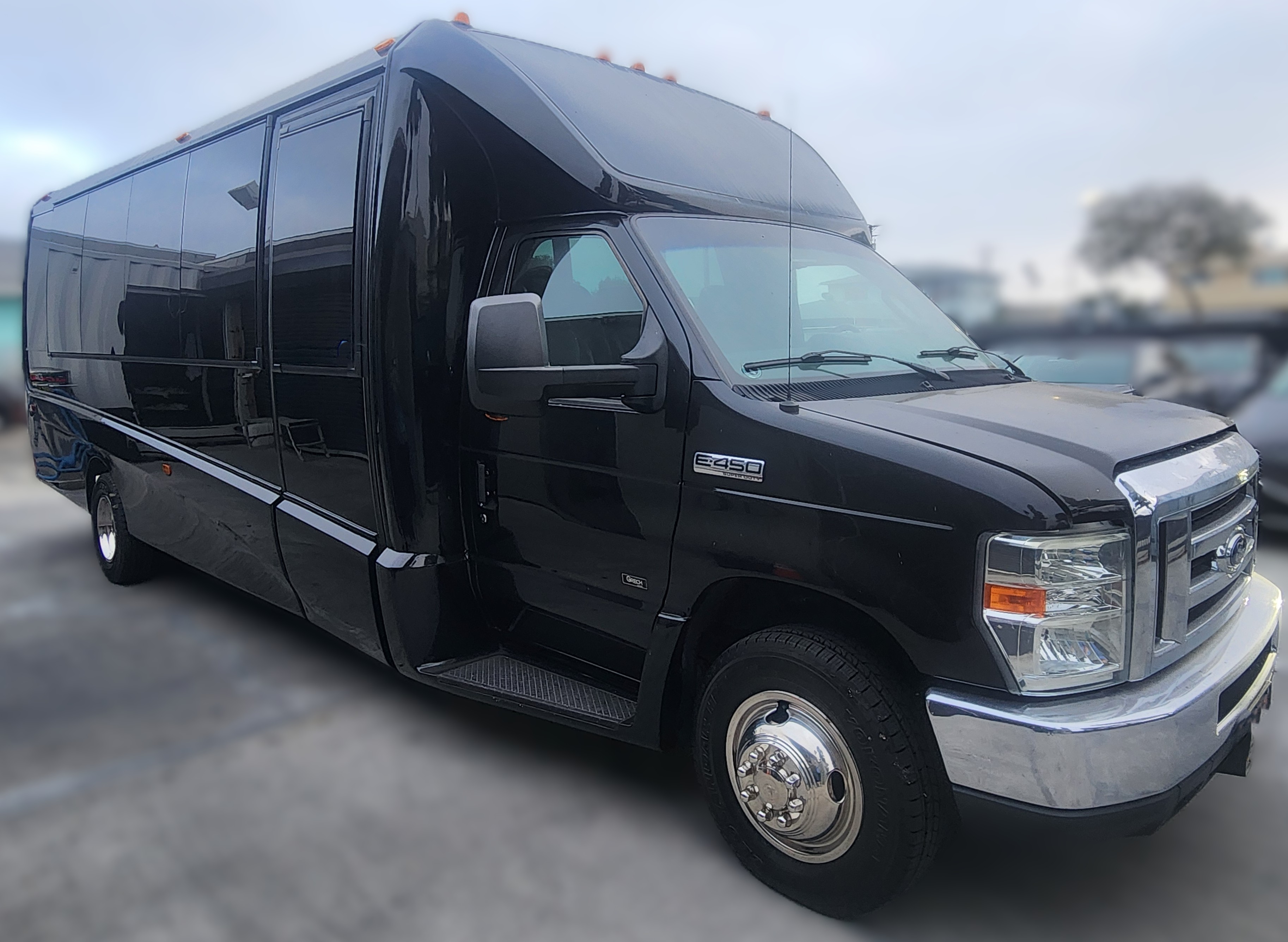 Ford E-450 2017