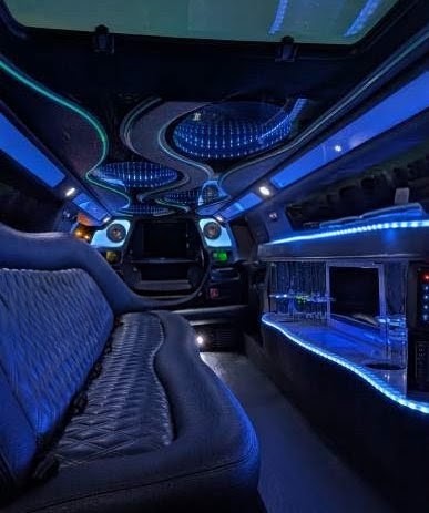 Premium 2018 Chrysler 300 Limousine with LED Party Interior