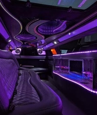 Premium 2018 Chrysler 300 Limousine with LED Party Interior