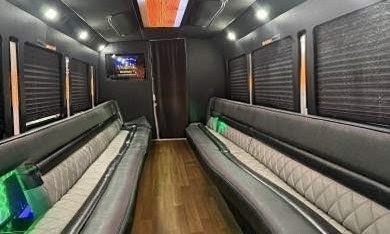 Luxury 28-Passenger 2015 Ford F550 Limo Bus