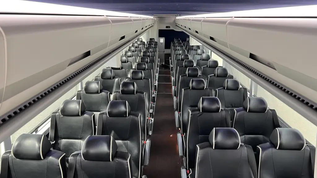 2018 Volvo 9700 Charter Bus