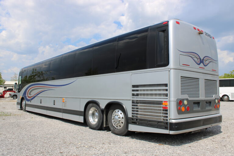 2013 Prevost X3-45 Charter Bus