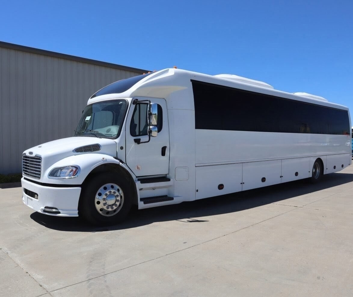 2025 Freightliner M2 American Dreamliner