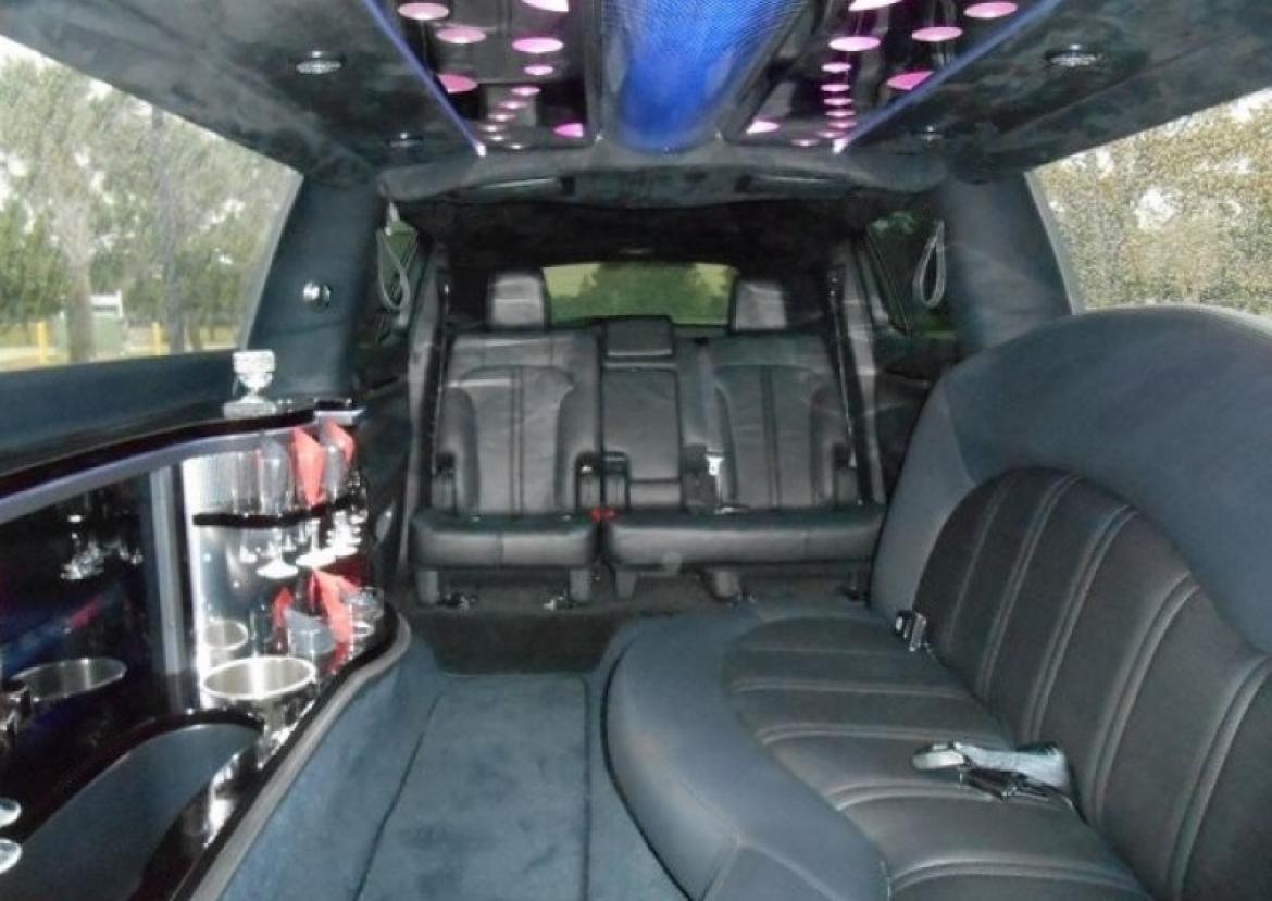2015 Lincoln MKT SUV Stretch Limo