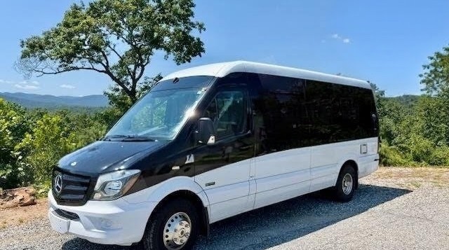 2016 Mercedes-Benz Sprinter 3500 Executive Shuttle