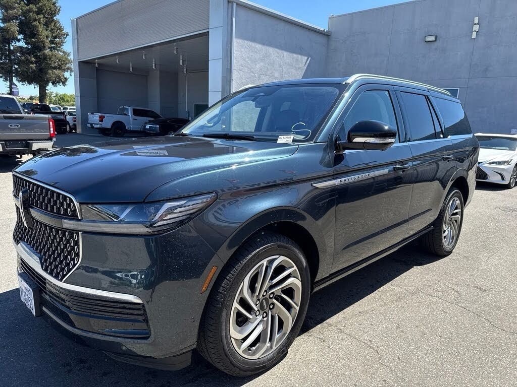 2025 Lincoln Navigator Reserve 4WD