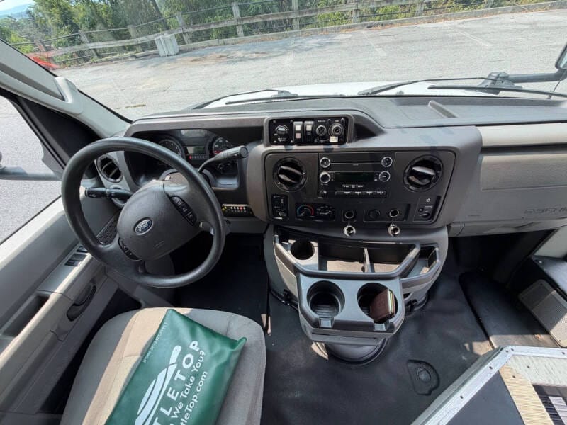 2020 Ford E-350 ADA Wheelchair Shuttle Bus