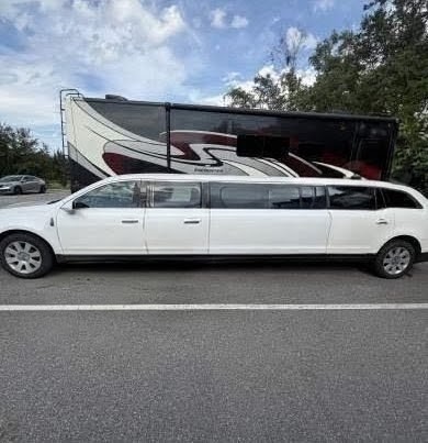 Luxury 2014 Lincoln MKT Stretch Limousine – 10 Passenger