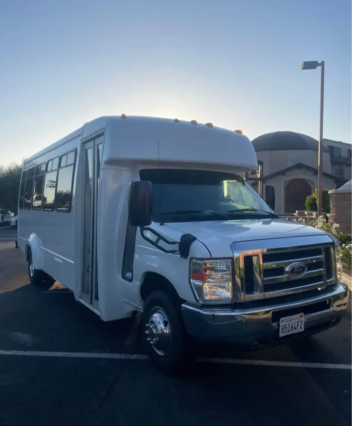 2012 Ford E-450 Limo Bus