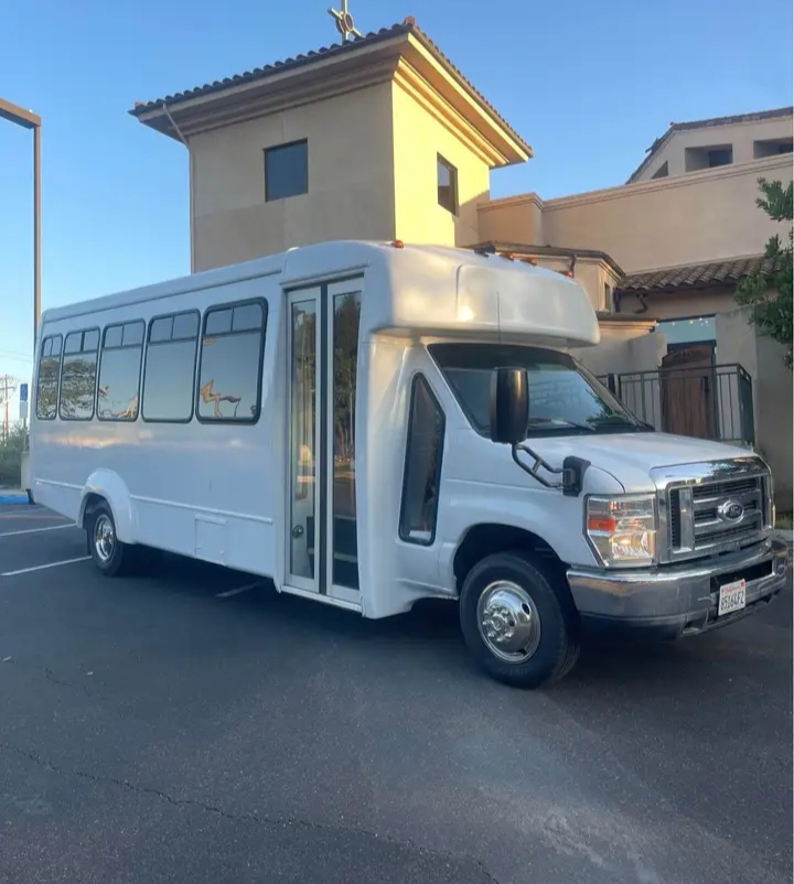 2012 Ford E-450 Limo Bus